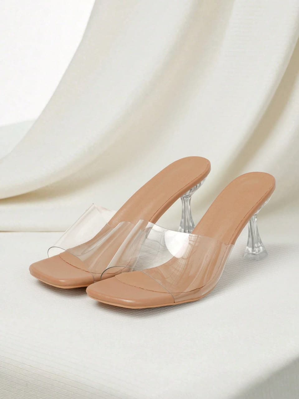 Dubai Collection Instagram — nude sandals